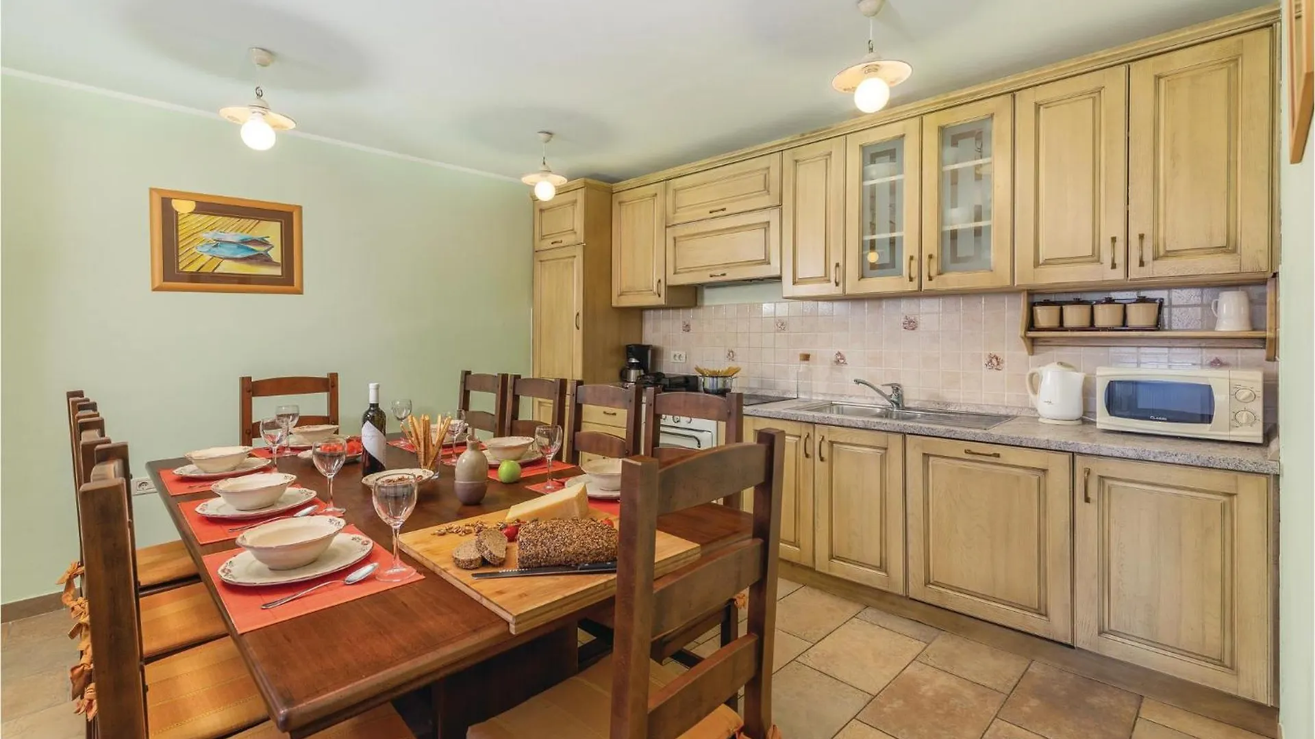 Cozy Home In Tinjan With Wifi Дом отдыха