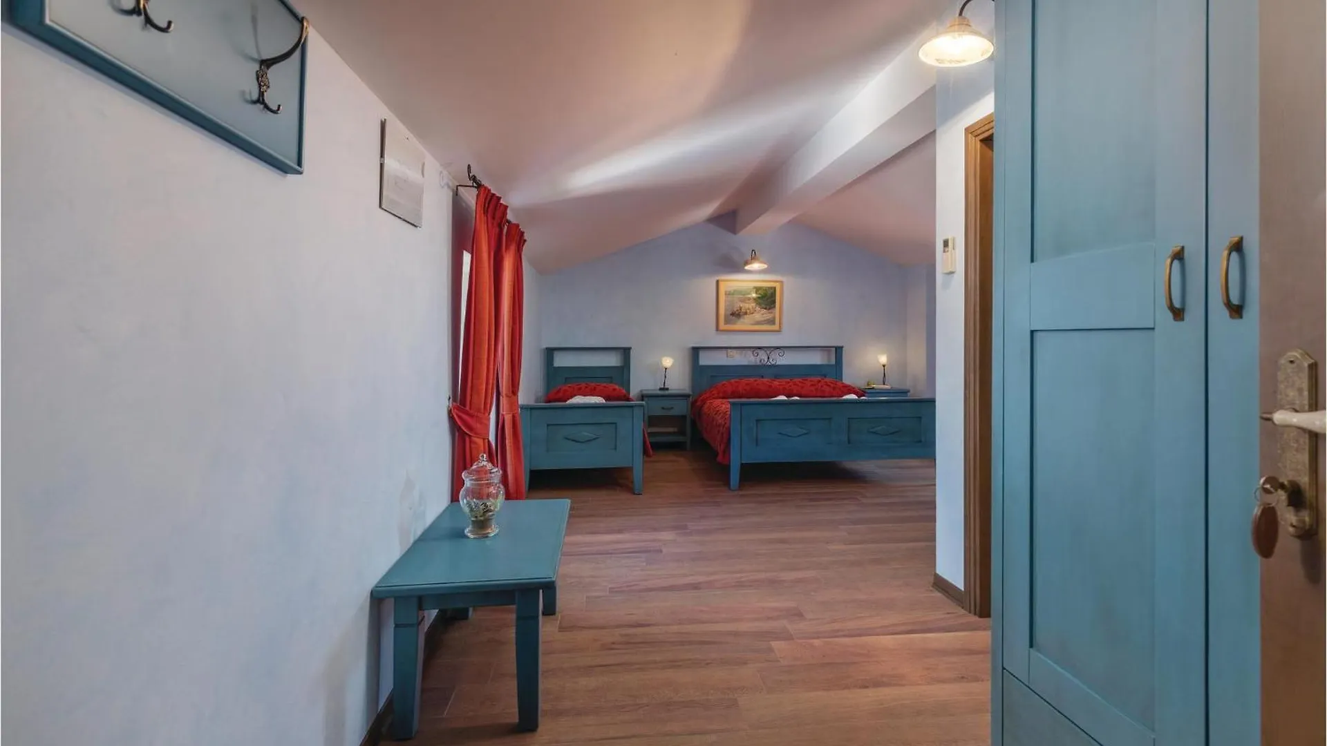 Cozy Home In Tinjan With Wifi Дом отдыха