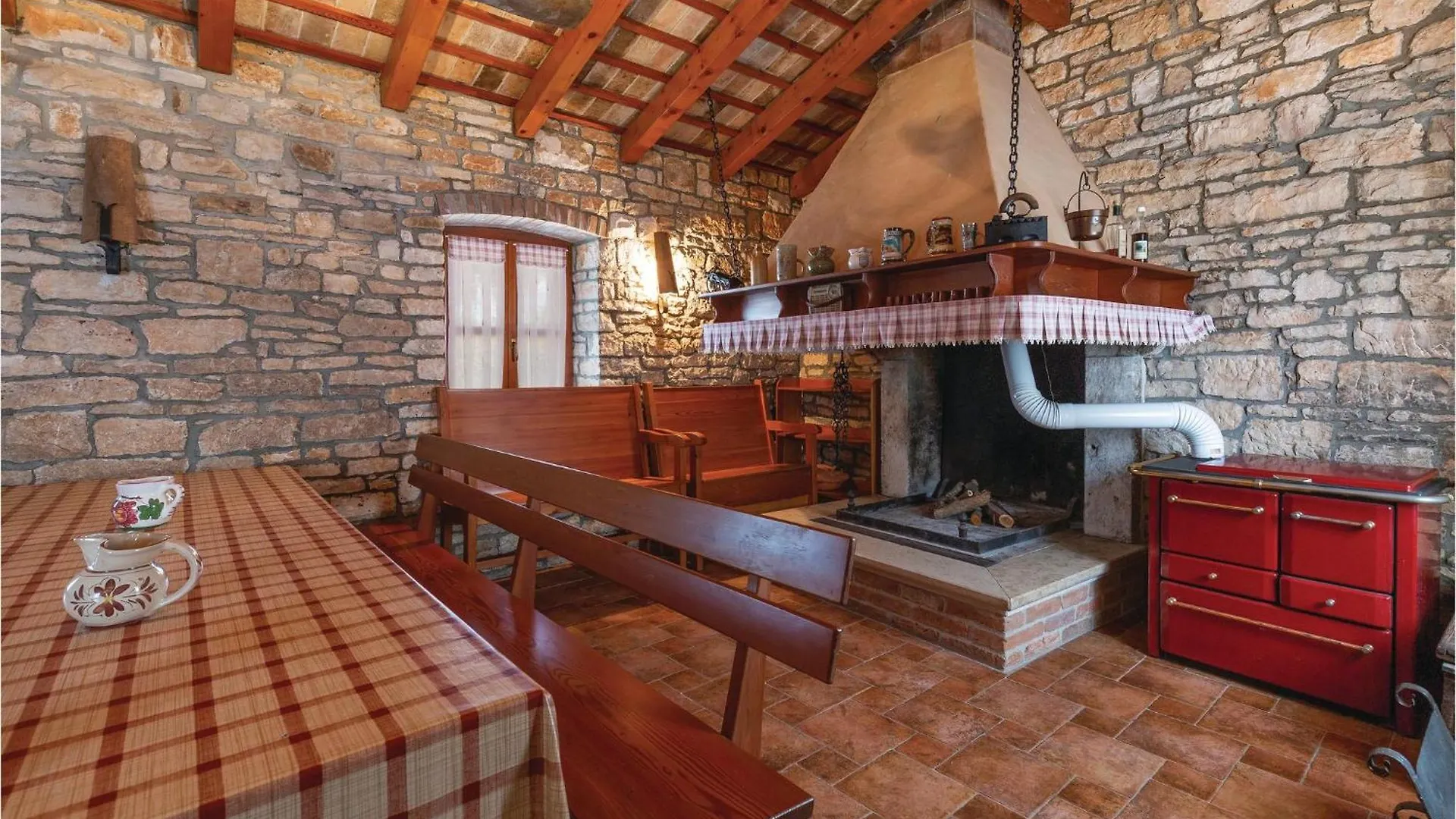 Cozy Home In Tinjan With Wifi 0*,  Хорватия